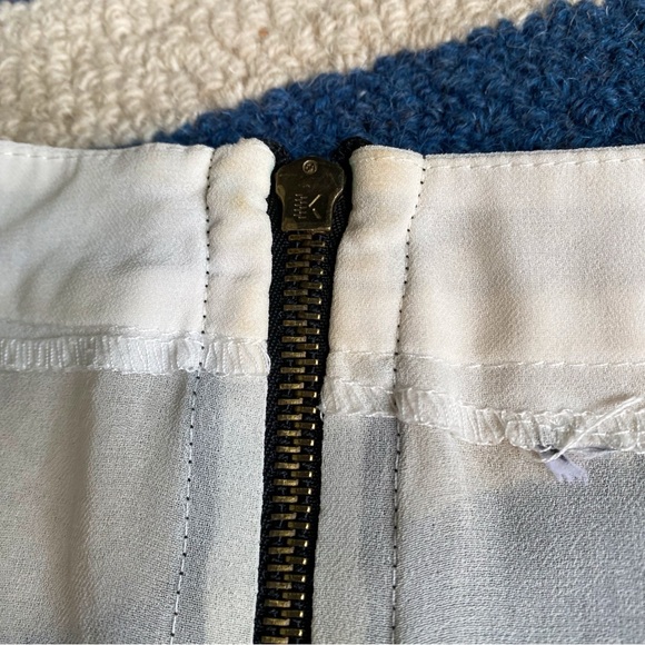 🐚 CLASSY BOW TIE PUFF SLEEVE SHEER BLOUSE! - Picture 15 of 15